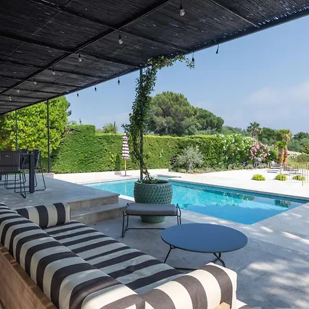 Reveille By One-villas فيلة *