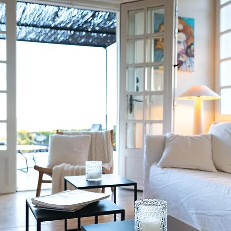 Reveille By One-villas Villa