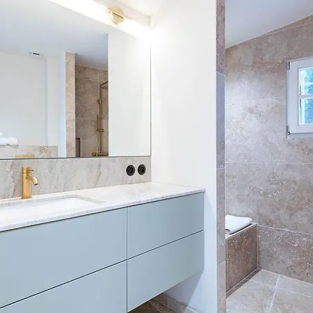 Reveille By One-villas Villa