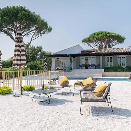 Reveille By One-villas Villa