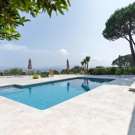 Reveille By One-villas Villa